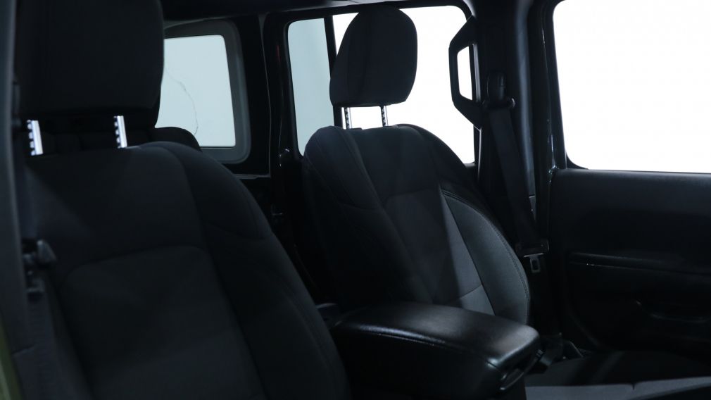 Jeep Wrangler Unlimited Sport Altitude 2022 d&rsquo;occasion à vendre - 21