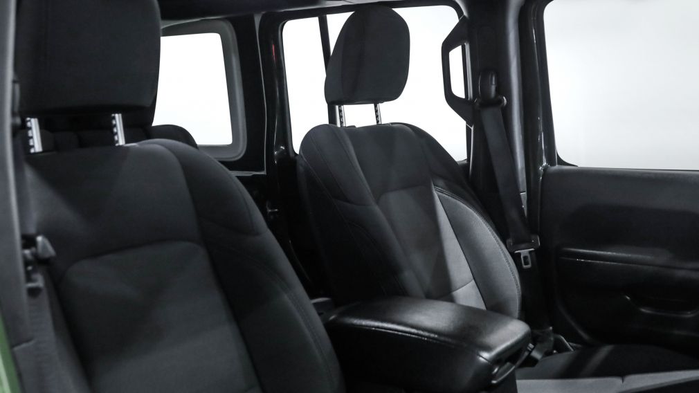 Jeep Wrangler Unlimited Sport Altitude 2022 d&rsquo;occasion à vendre - 21
