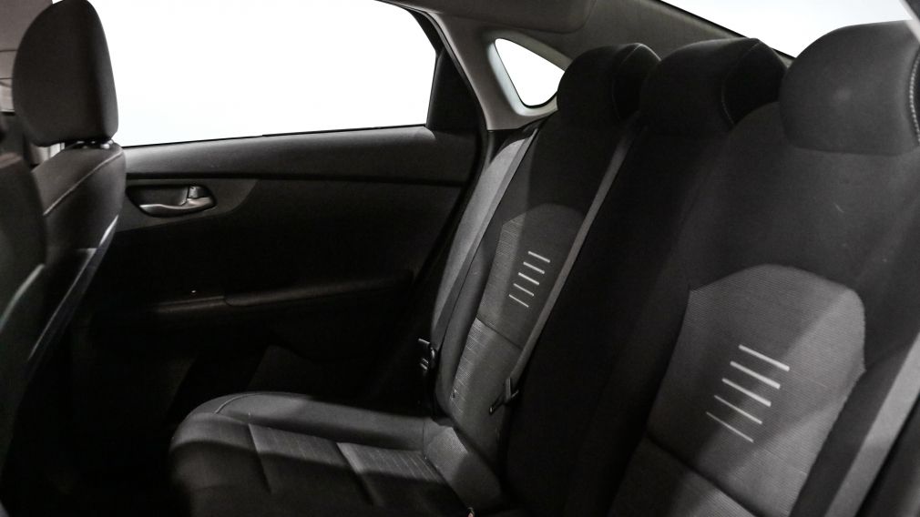 Kia Forte LX 2019 d&rsquo;occasion à vendre - 17