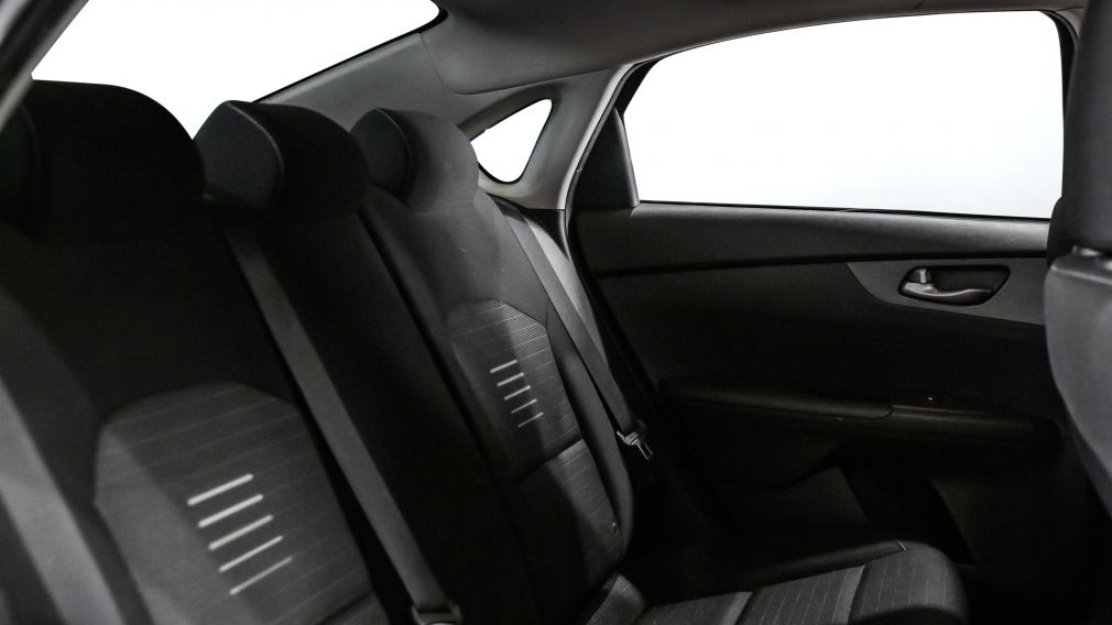 Kia Forte LX 2019 d&rsquo;occasion à vendre - 19