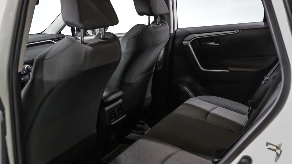 Toyota Rav 4 XLE 2020 d&rsquo;occasion à vendre - 18