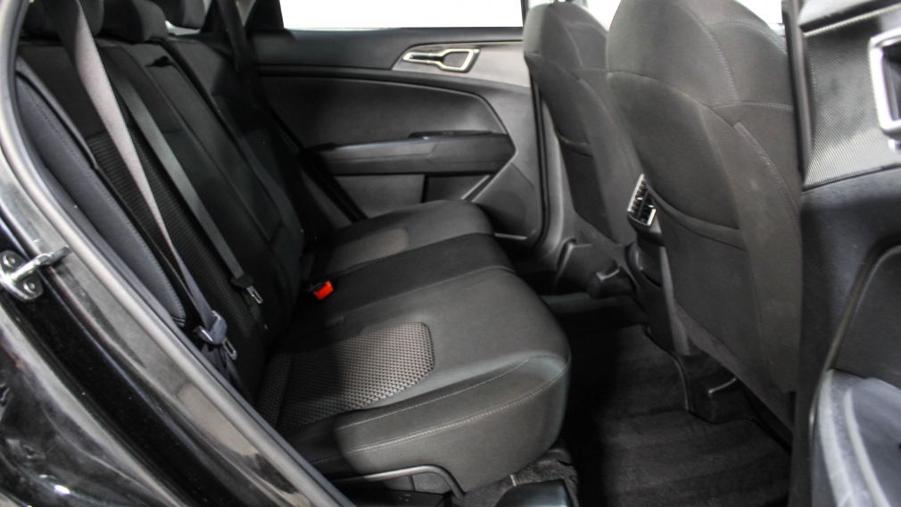 Kia Sportage LX 2023 d&rsquo;occasion à vendre - 13