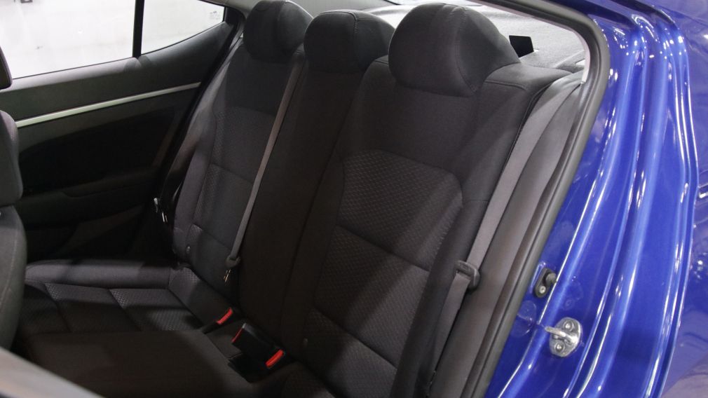 Hyundai Elantra Preferred 2019 d&rsquo;occasion à vendre - 18
