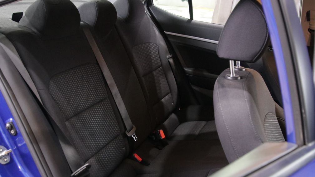 Hyundai Elantra Preferred 2019 d&rsquo;occasion à vendre - 20