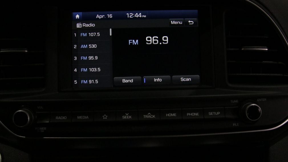 Hyundai Elantra Preferred 2019 d&rsquo;occasion à vendre - 9