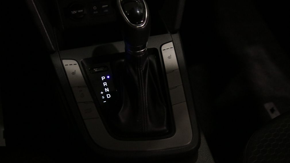 Hyundai Elantra Preferred 2019 d&rsquo;occasion à vendre - 11
