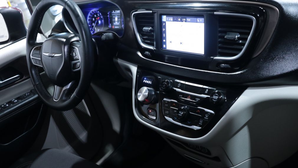 Chrysler Grand Caravan SXT 2023 d&rsquo;occasion à vendre - 21