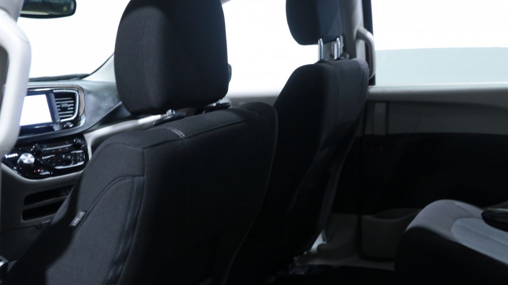 Chrysler Grand Caravan SXT 2023 d&rsquo;occasion à vendre - 18