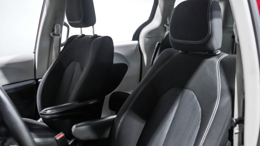 Chrysler Grand Caravan SXT 2023 à vendre à Trois-Rivières - 10