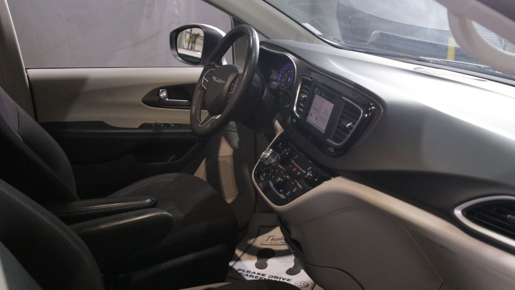 Chrysler Grand Caravan SXT 2023 d&rsquo;occasion à vendre - 25