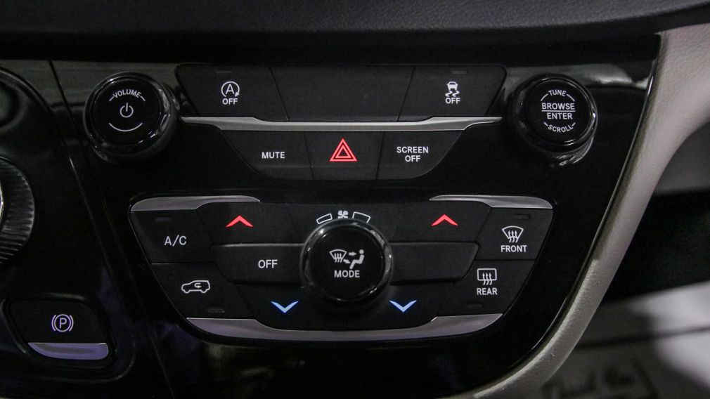 Chrysler Grand Caravan SXT 2023 à vendre à Trois-Rivières - 17