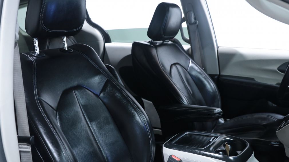 Chrysler Pacifica Touring L 2023 d&rsquo;occasion à vendre - 22