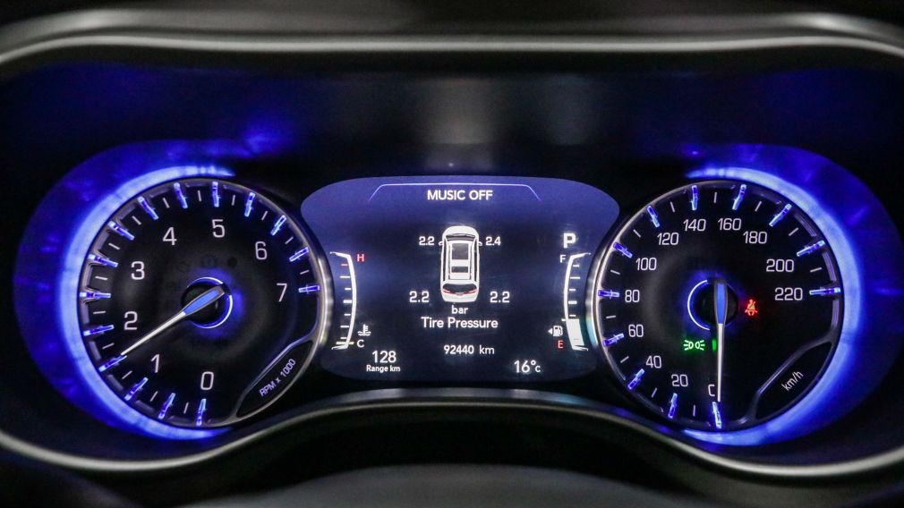 Chrysler Pacifica Touring L 2023 d&rsquo;occasion à vendre - 13