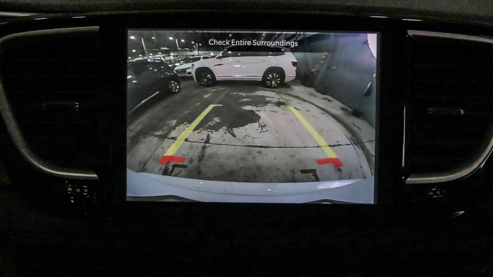 Chrysler Pacifica Touring L 2023 d&rsquo;occasion à vendre - 15