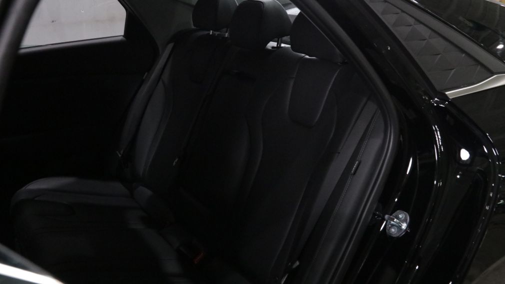 Hyundai Elantra Luxury 2025 d&rsquo;occasion à vendre - 17