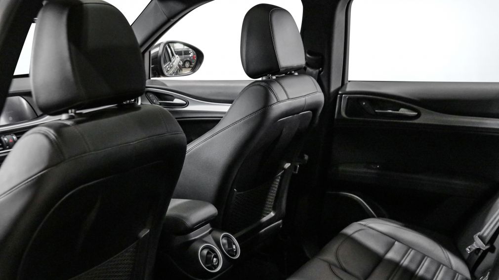 Alfa Romeo Stelvio Ti Sport 2021 d&rsquo;occasion à vendre - 22