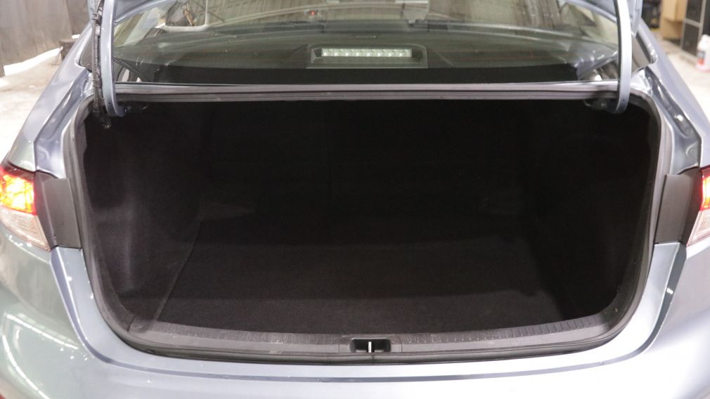 Toyota Corolla Hybrid LE 2024 d&rsquo;occasion à vendre - 21