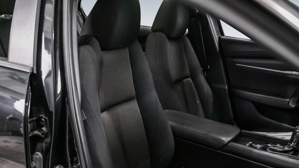 Mazda 3 GX 2019 d&rsquo;occasion à vendre - 21