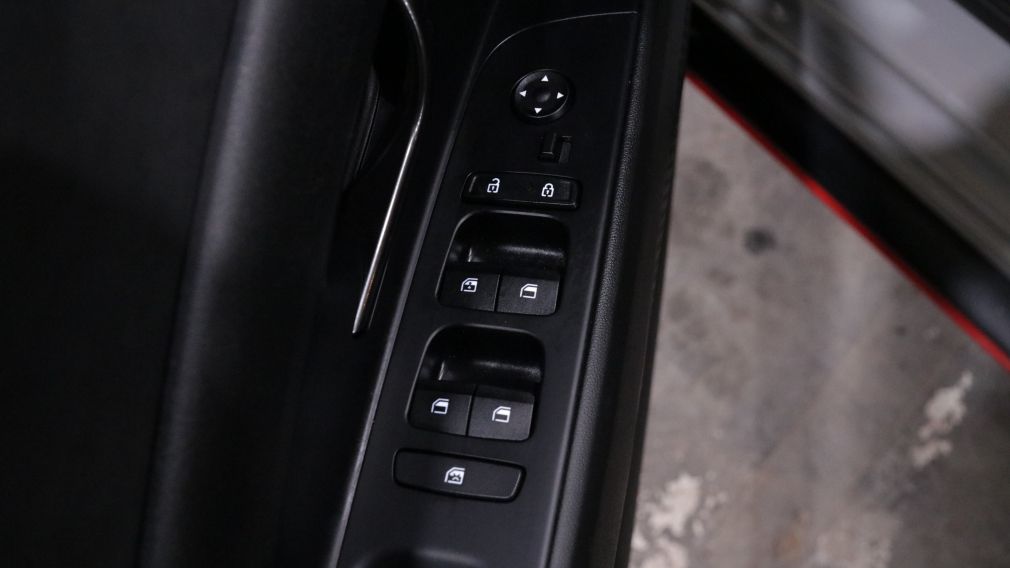 Hyundai Elantra DCT 2023 d&rsquo;occasion à vendre - 15