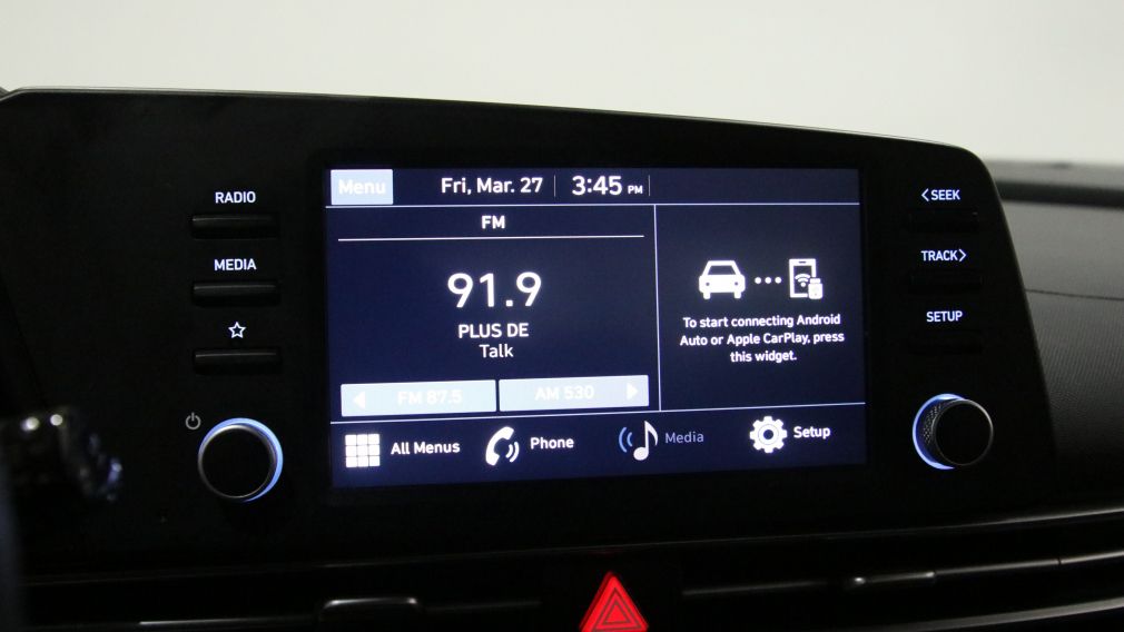 Hyundai Elantra Essential 2022 d&rsquo;occasion à vendre - 16