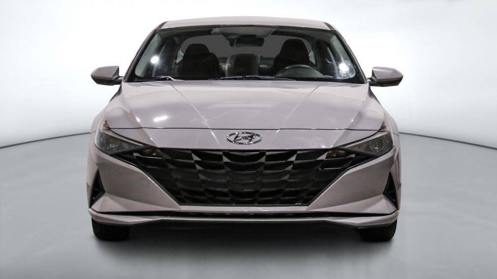 Hyundai Elantra Essential 2022 d&rsquo;occasion à vendre - 2