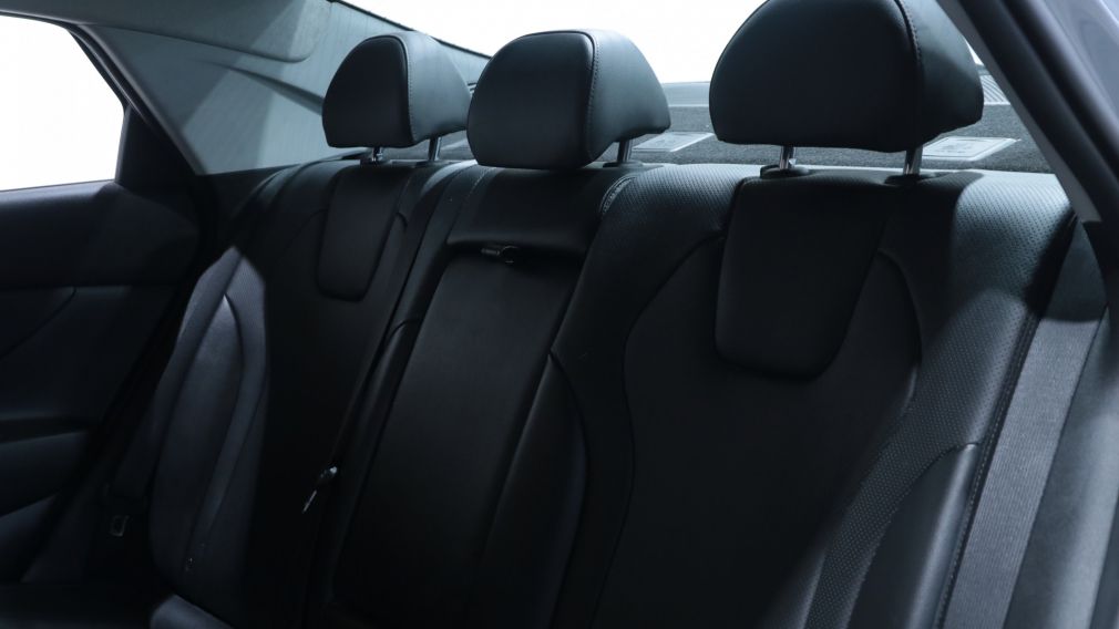 Hyundai Elantra Ultimate Tech 2022 d&rsquo;occasion à vendre - 18