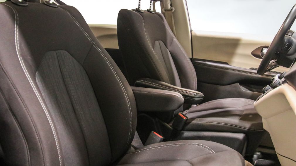 Chrysler Grand Caravan SXT 2023 d&rsquo;occasion à vendre - 26