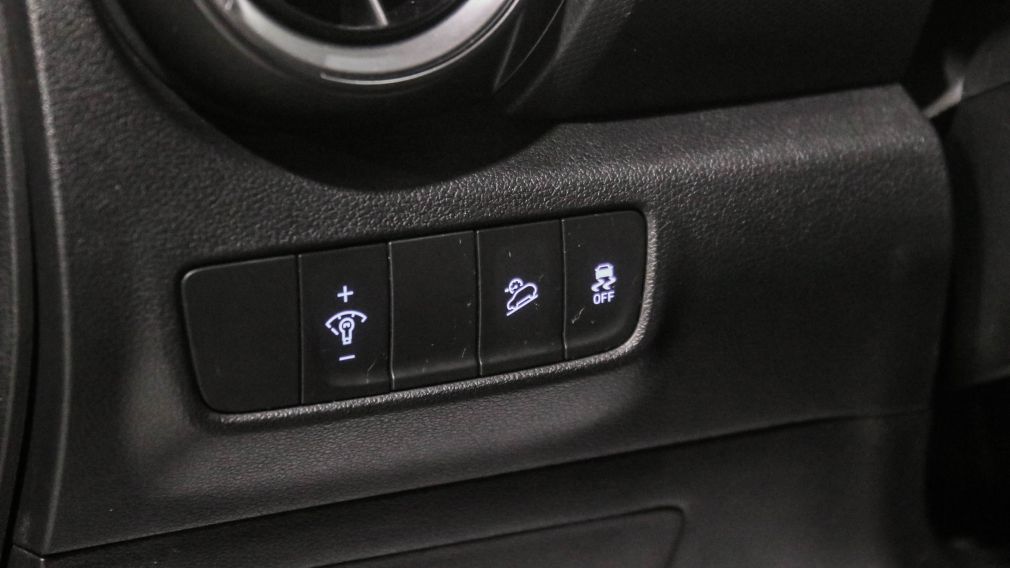 Hyundai Kona Essential 2023 d&rsquo;occasion à vendre - 12