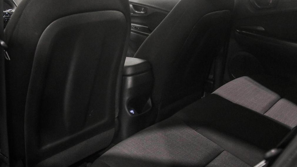 Hyundai Kona Essential 2023 d&rsquo;occasion à vendre - 19