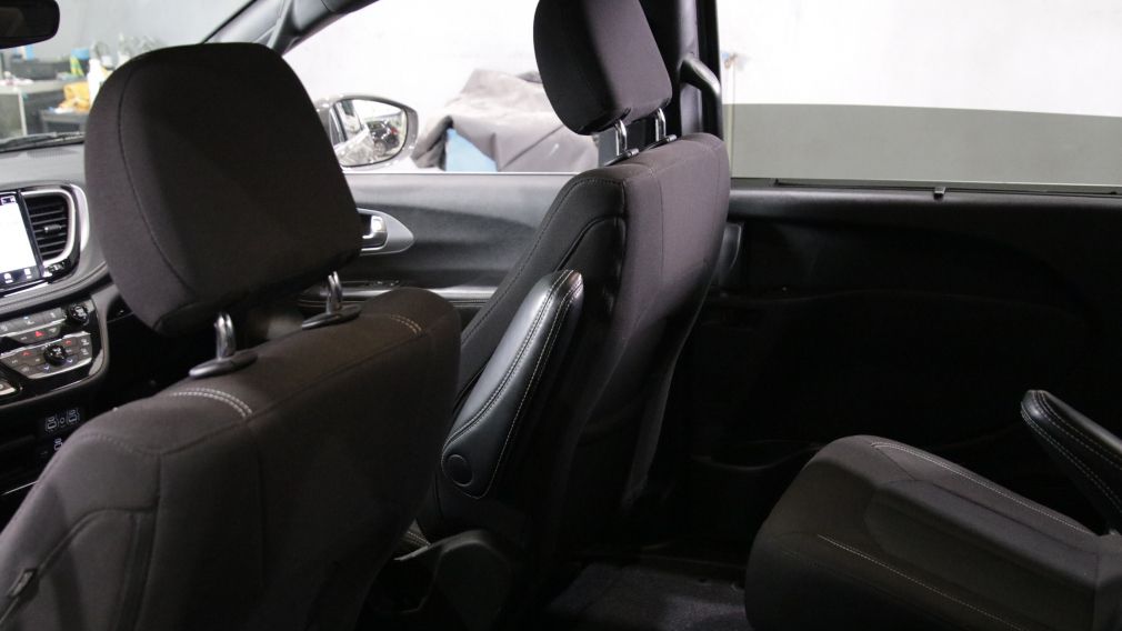Chrysler Pacifica Touring 2022 d&rsquo;occasion à vendre - 20