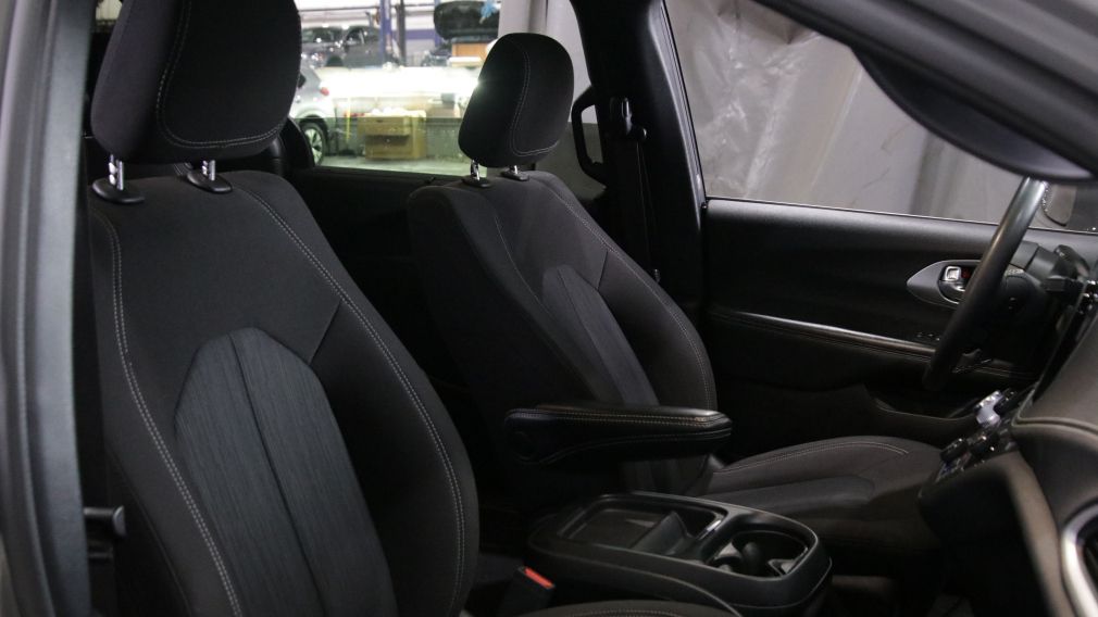 Chrysler Pacifica Touring 2022 d&rsquo;occasion à vendre - 26