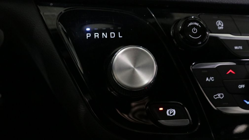 Chrysler Pacifica Touring 2022 d&rsquo;occasion à vendre - 18