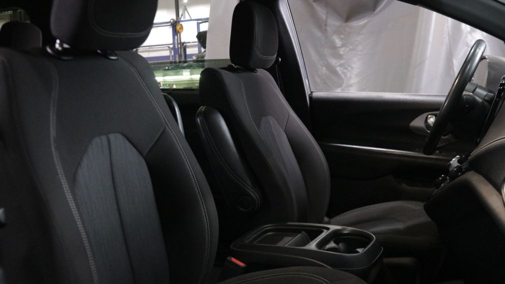 Chrysler Pacifica Touring 2022 d&rsquo;occasion à vendre - 26