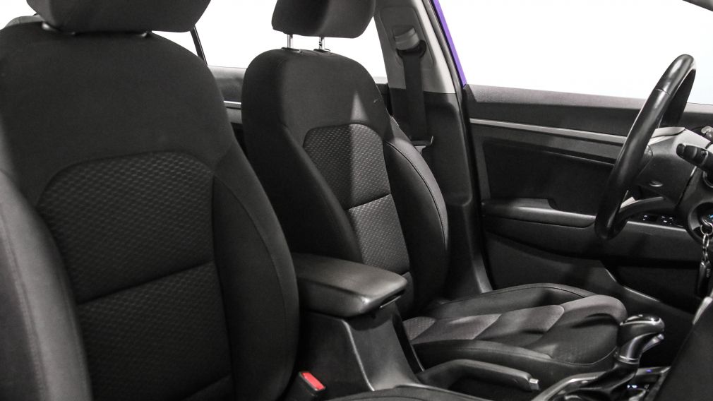 Hyundai Elantra Preferred 2020 d&rsquo;occasion à vendre - 24