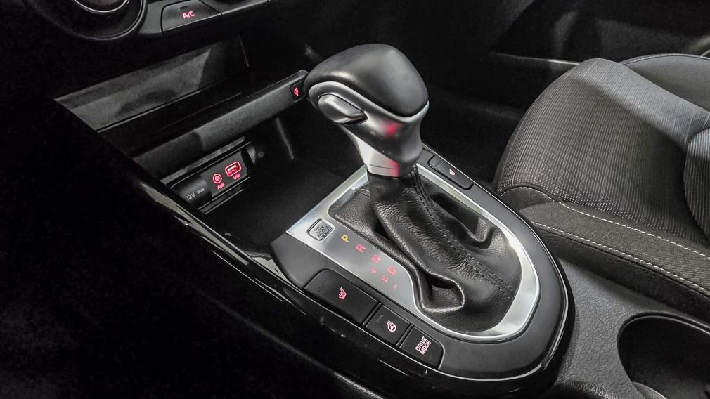 Kia Forte EX 2020 d&rsquo;occasion à vendre - 18