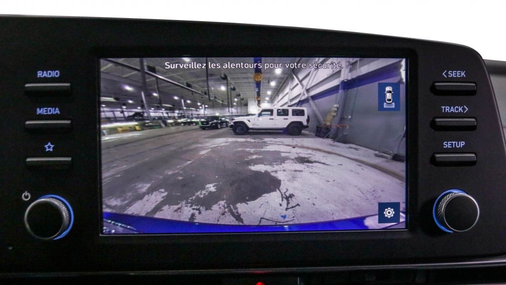 Hyundai Elantra Preferred 2023 d&rsquo;occasion à vendre - 13