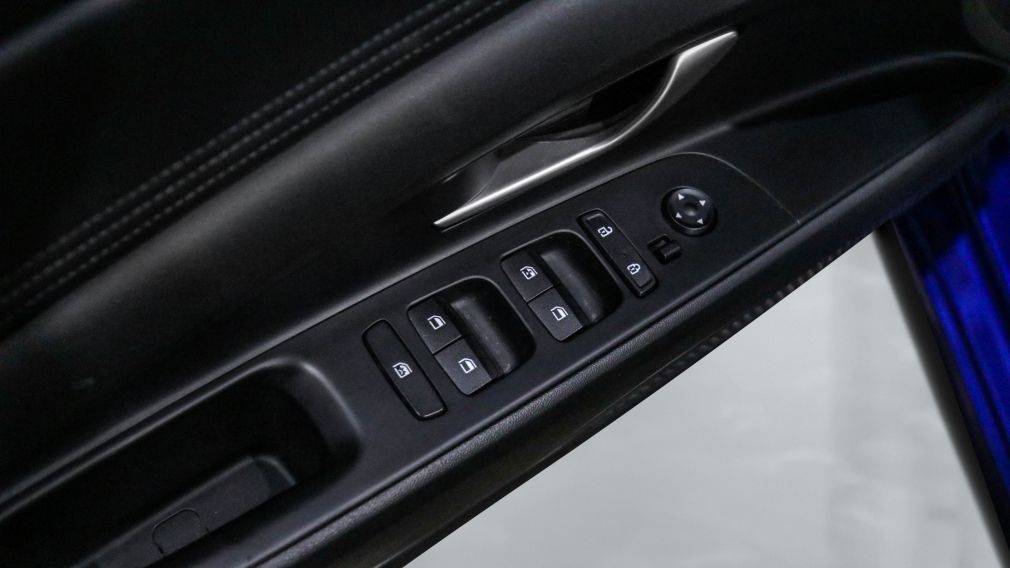 Hyundai Elantra Preferred 2023 d&rsquo;occasion à vendre - 9