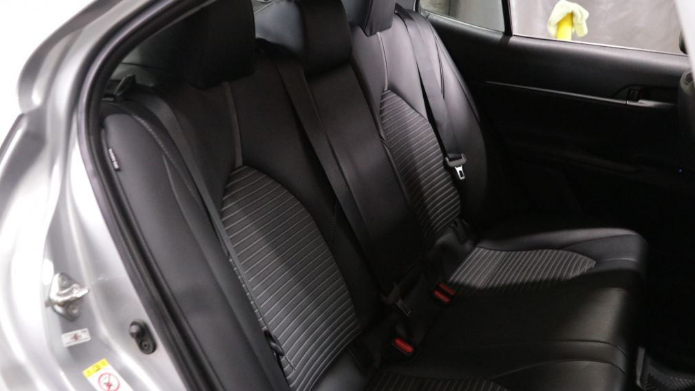 Toyota Camry SE 2019 d&rsquo;occasion à vendre - 22