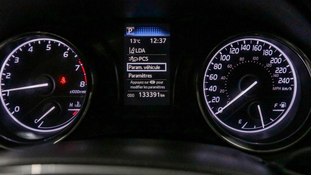 Toyota Camry SE 2019 d&rsquo;occasion à vendre - 13