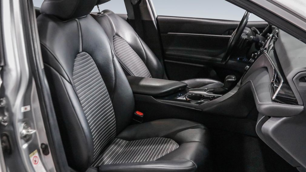Toyota Camry SE 2019 d&rsquo;occasion à vendre - 21