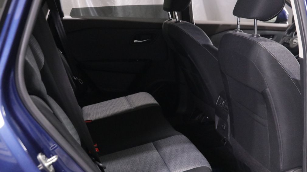 Nissan Rogue SV 2022 d&rsquo;occasion à vendre - 23