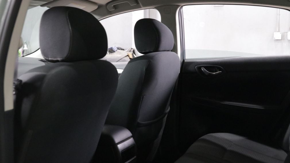 Nissan Sentra S 2019 d&rsquo;occasion à vendre - 18