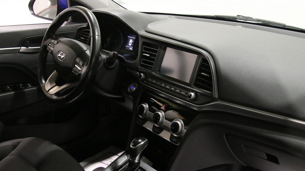 Hyundai Elantra Preferred w/Sun & Safety Package 2020 d&rsquo;occasion à vendre - 23