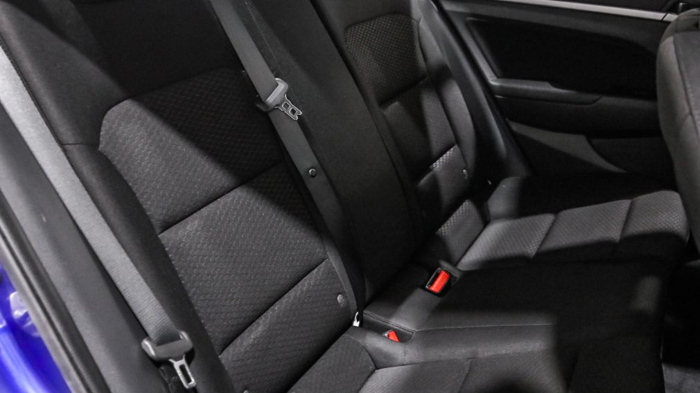 Hyundai Elantra Preferred w/Sun & Safety Package 2020 d&rsquo;occasion à vendre - 21