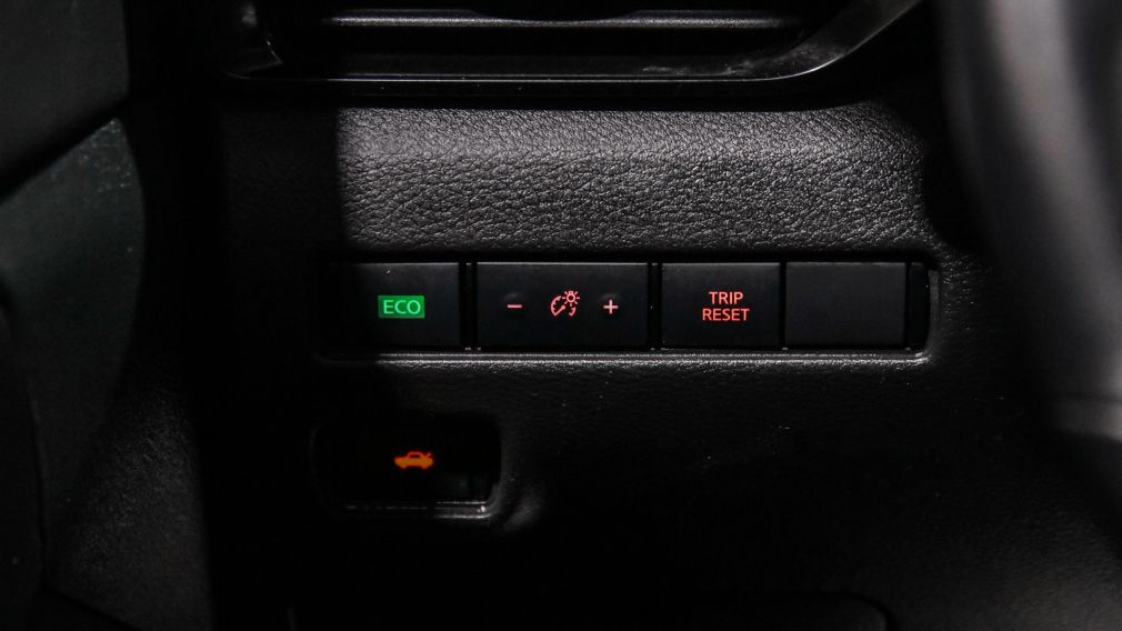 Nissan Sentra SV 2021 d&rsquo;occasion à vendre - 12