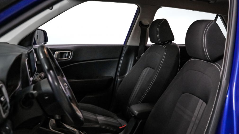 Hyundai Venue Preferred 2023 d&rsquo;occasion à vendre - 8
