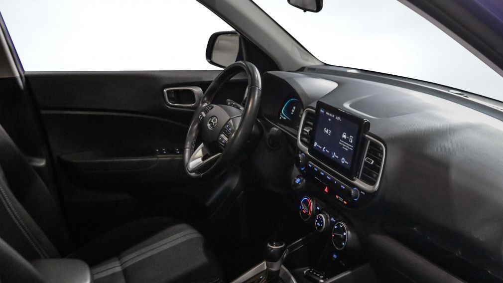 Hyundai Venue Preferred 2023 d&rsquo;occasion à vendre - 23