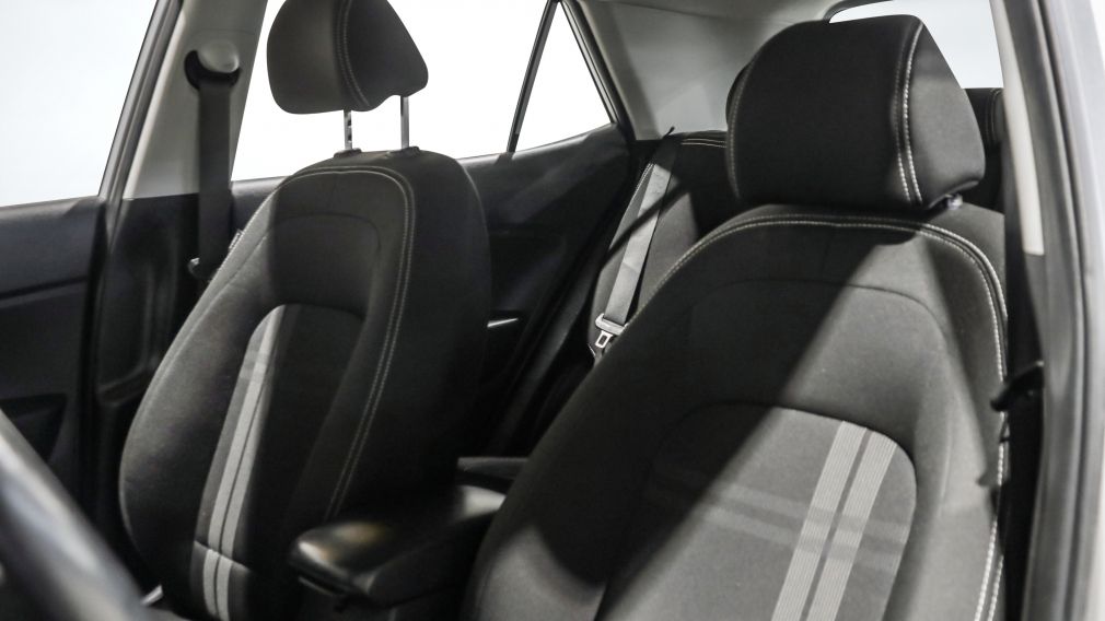 Hyundai Venue Preferred 2024 d&rsquo;occasion à vendre - 10