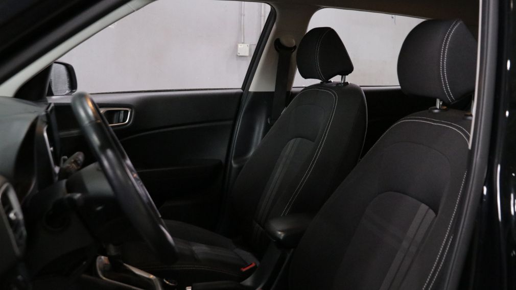 Hyundai Venue Preferred 2024 d&rsquo;occasion à vendre - 8