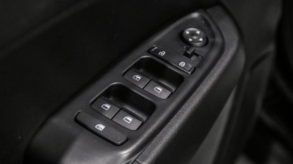 Hyundai Venue Preferred 2024 d&rsquo;occasion à vendre - 9